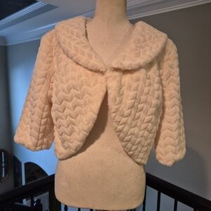 NWT, Elegant Cropped shrug with half sleeves